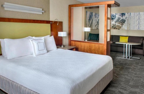 North Bellport Hotel | SpringHill Suites Long Island Brookhaven