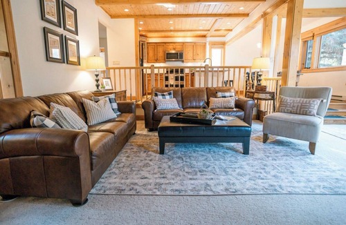 Keystone House | Springtime in the Rockies.but summer coming in hot!