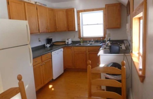 Calais House | Spruce Mountain View House