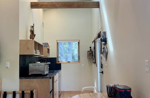 Georgetown House | Spruce Studio: Near Beach+Private Sauna+FirePit+Pond+Heat/AC