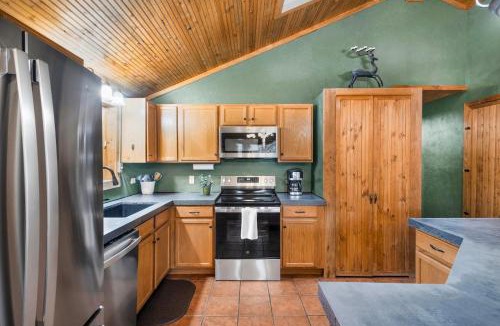 South Fork House | Stapp Mountain Retreat in South Fork, CO