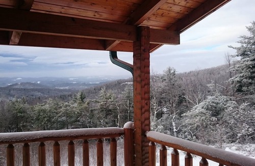 Fleetwood Cabin | Stargazer - Panoramic Long Range Views, Hot Tub, WiFi, 4 Acres
