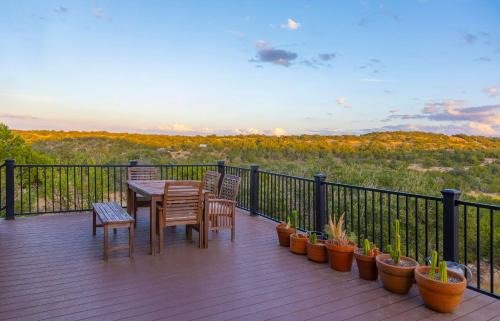 Johnson City House | Stargazers Delight - Sleeps 12