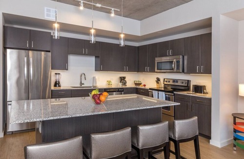 Civic District Condo | Stay in this 2BD resort condo to visit Austin gym and pool onsite