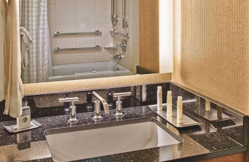 SeaTac House | Stay minutes from SeaTac Airport