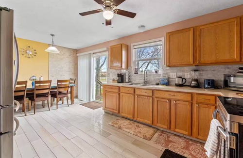 Galloway House | Stay w/Home Theater, Games, Pond View & More!