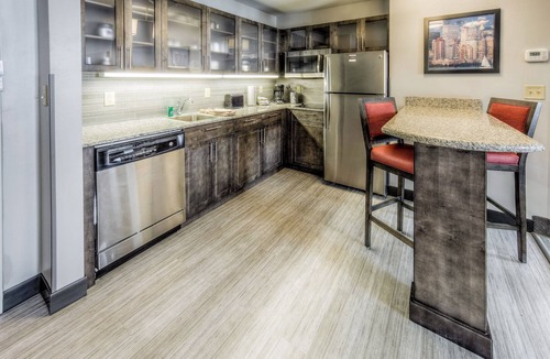 Columbus Hotel | Staybridge Suites Columbus Univ Area - OSU by IHG