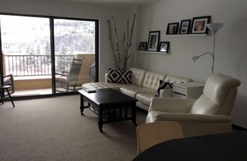 Avon Condo | Steps from Gondola, views of Beaver Creek slopes, newly remodeled 2 BR 2BA Condo