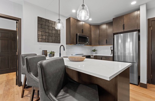 River Run Condo | Steps to Keystone Gondola - River Run Village Condo w/Hot Tubs