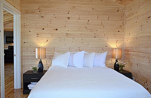 Deep Brook Cabin | Still Point Lodge