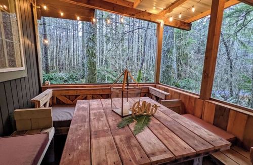 Ashford House | Storybook Cabin on Sahara Creek - 8mi to MRNP!