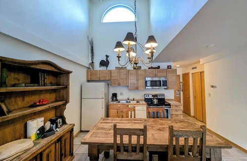 Mountain House Condo | Studio w/Full-Size Kitchen, Snake River Walks