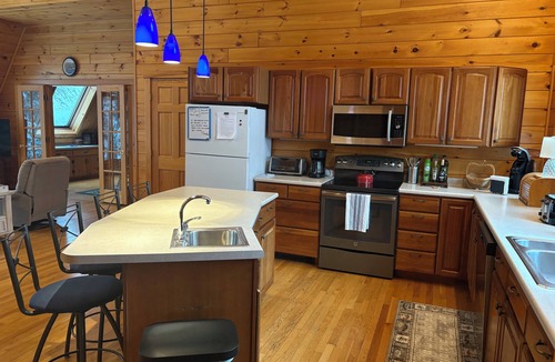 Rome House | Stunning Belgrade Lakes Waterfront Retreat – Dock, Kayaks & Breathtaking Views!