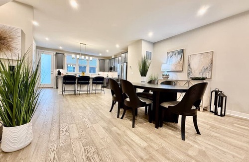 Wetherington House | Stunning Executive Townhome Liberty Twp