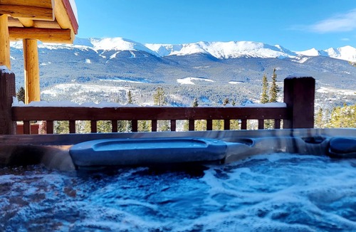 Forest Hills House | Stunning Views, Hot Tub, Sauna, Quiet, Yet Only1mile from Gondola and Main St