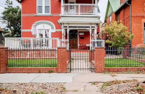Baker Apartment | Stylish Apt Desk & Parking Walk to South Broadway Dining, Bars & Shops