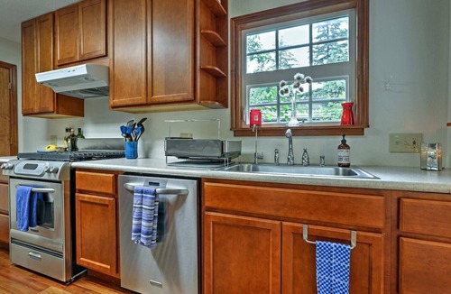 Downtown Juneau House | Summer Adventure in Juneau, 5 BR's, Sleeps 12.