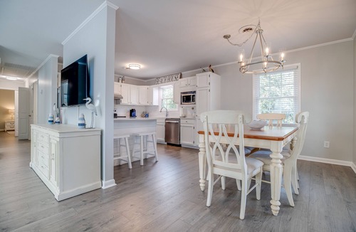 Salter Path House | Summer Dates Open! Private Beach Access!