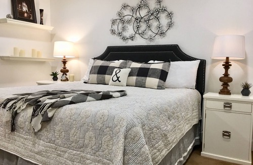 West Juneau Apartment | Summit Apartment Has Views, Hot Tub & Theatre Room