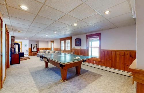 Easton House | Summit Solitude