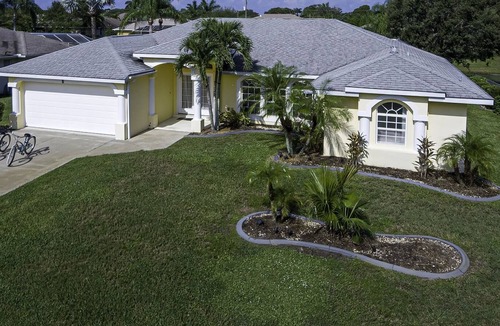White Marsh House | SunTastic | 2 Mastersuites | Waterfront