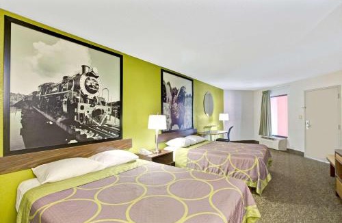 Gainesville Hotel | Super 8 by Wyndham Gainesville