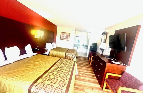 Dobson Hotel | Surry Inn - Dobson - I-77 - Exit 93