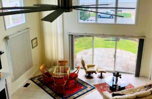 Swampscott Apartment | Swampscott Beachfront Vacation Home for Families