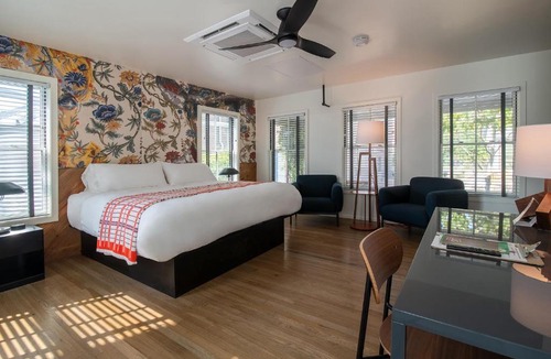 Taylor Hotel | Talbot Commons Hotel