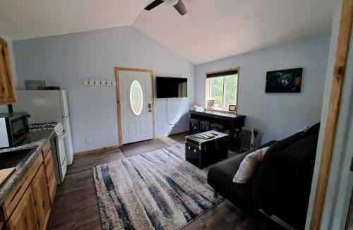 Talkeetna House | Talkeetna Fireweed cabin 2