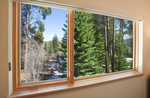 Peak 8 Ski Chalet | Tall Pines Imperial Townhome Ski In/Out Private Hot Tub