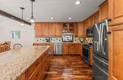 Eagle-Vail House | The Alpine Lodge 4BR on Eagle-Vail Golf Course