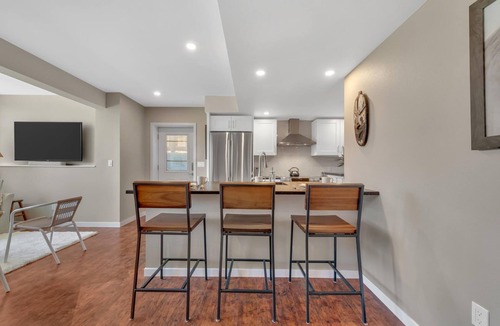 Melody Heights Apartment | The Blue Door - Modern Luxury Living near Pearl Street