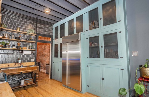 Blanchester House | The Brick Dachshund Chic for 9