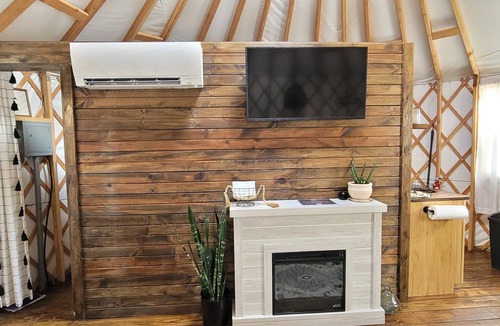Logan RV Rental | The Cardinal Yurt: Unique Stay in Hocking w/Wifi, Hot Tub, Fire Pit + Game Barn