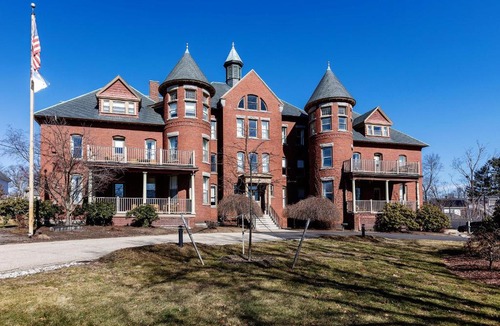 Concord Hotel | The Centennial Hotel