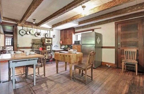 Old North Columbus House | The City Cabin - Unique and Historic!