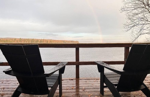 Northeast Somerset Cabin | The Crooked Nook 2-bedroom waterfront cabin in brilliant Rockwood with WiFi