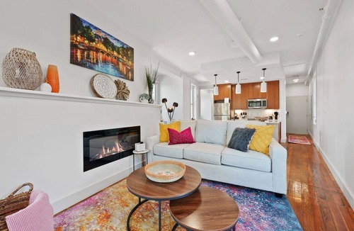 Mount Auburn Apartment | The Flatiron | Views & Design| Near to ALL