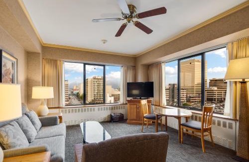 Downtown Anchorage Hotel | The Hotel Captain Cook