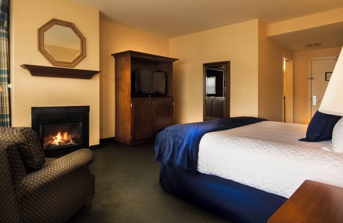 Ketchikan Hotel | The Landing Hotel & Restaurant