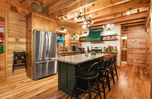 Laurelville Cabin | The Leaflet | Hocking Hills, Swim Spa, Theater