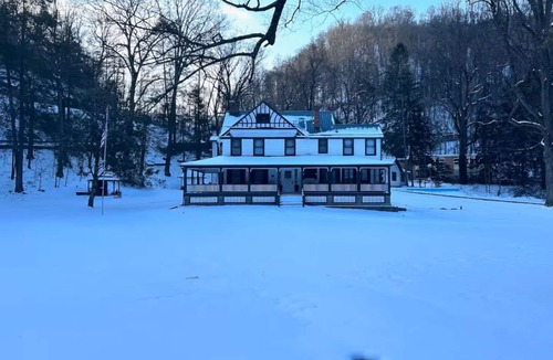 Powhatan House | The Oaks at Elkhorn station