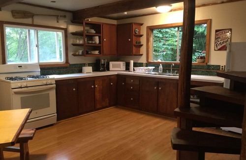 Coffman Cove House | The Old School House Lodge - Just Steps away from the Inside Passage