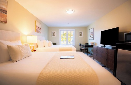 Bar Harbor Hotel | The Pathmaker Hotel