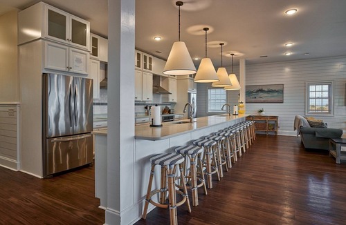 Ocean Isle Beach House | The Pineapple Beach Club
