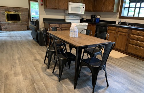 Apple Valley Condo | The Pines of Apple Valley. 31 Beautiful Vacation Cabins.