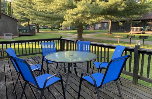 Apple Valley Condo | The Pines of Apple Valley. 31 Beautiful Vacation Cabins.