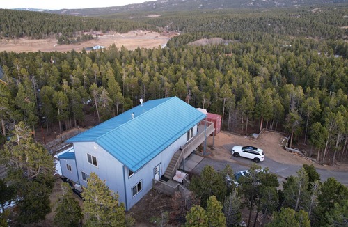 Black Hawk House | The Quartz Retreat - 5 min from Golden Gate Canyon State Park