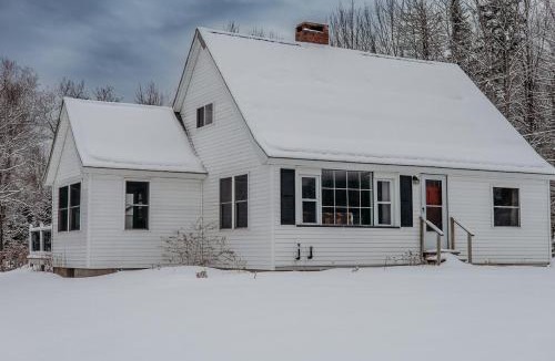 Abbot House | The Quiet Piper near Piper Pond, Trails, Fireplace